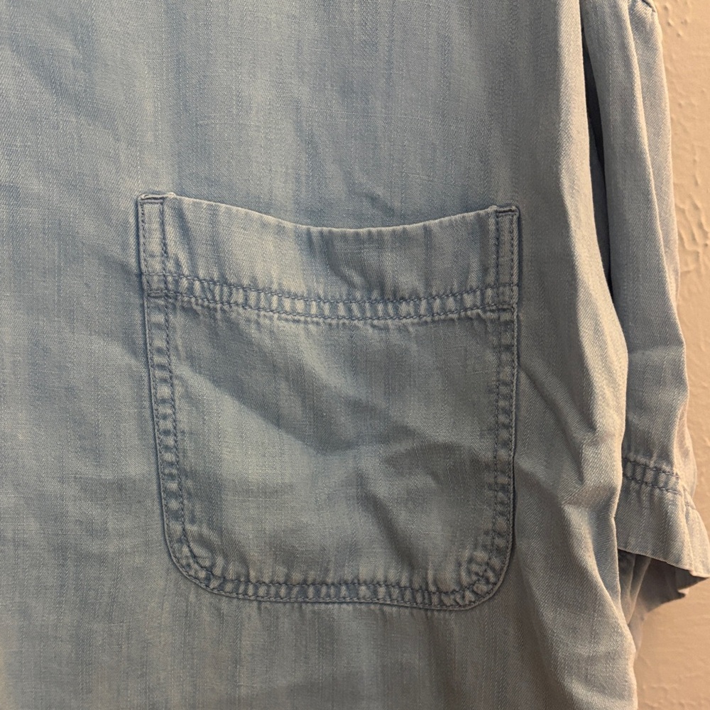 Lou & Grey Chambray Women's Top - Picture 4 of 5